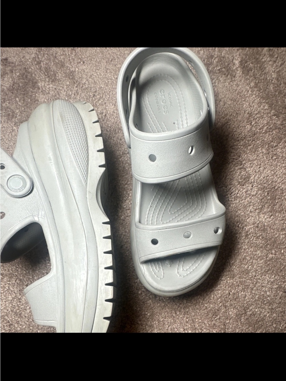 Crocs Women's Gray Strappy Slip On Sandals Comfort Straps US 6 Synthetic